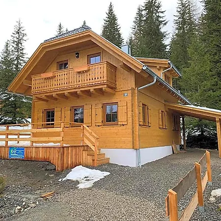 ロッジ Almhaus & Almchalet