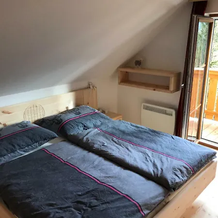 بيت خشبي Almhaus & Almchalet Flattnitz