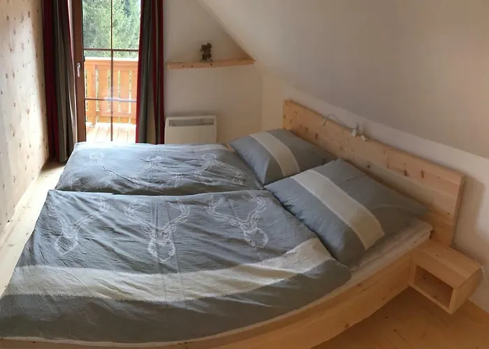 Almhaus & Almchalet Flattnitz