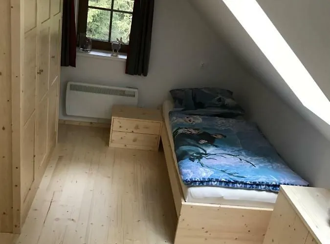 Almhaus & Almchalet אכסניה Flattnitz