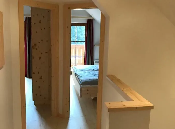 אכסניה Almhaus & Almchalet *