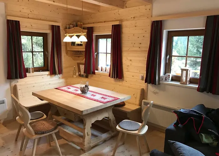 Almhaus & Almchalet Lodge *